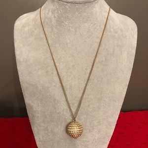 Gorgeous! All around cubic zirconia’s necklace.